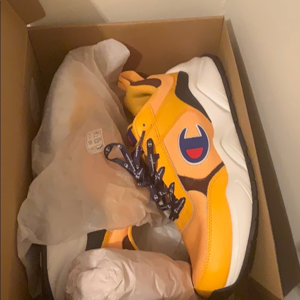 Champion sneakers